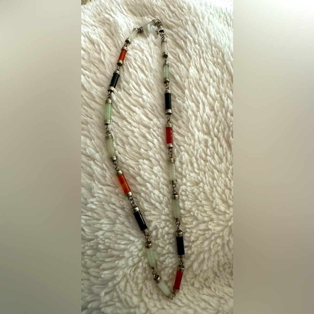Vintage Beautiful Sterling Jade Necklace 18"
